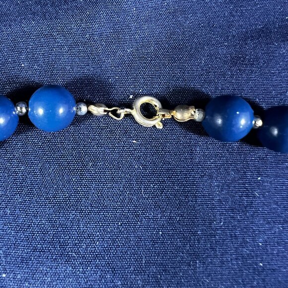 Vintage Midnight Blue Beaded Necklace With Gold-Tone Clasp - Picture 2 of 3